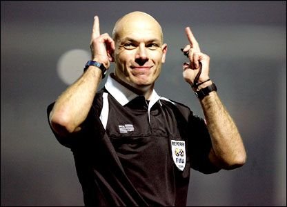 Cel mai tare arbitru al lumii va fluiera Turcia - Romania! Piturca poate rasufla usurat: OMUL are cel mai tare CV!