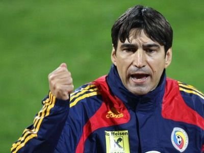 IMPROVIZATIA lui Piturca: 22 de pase reusite pentru un jucator care a fost IMPERIAL in aparare! Becali: Mi-a placut mult
