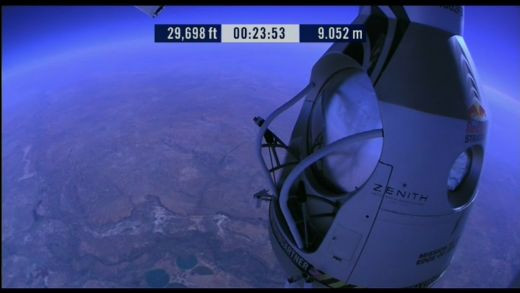 Moment ISTORIC pentru omenire! Austriacul Felix a atins viteza sunetului in cadere libera! Declaratia cutremuratoare de dupa salt! Vezi momentul FABULOS al sariturii! VIDEO_3