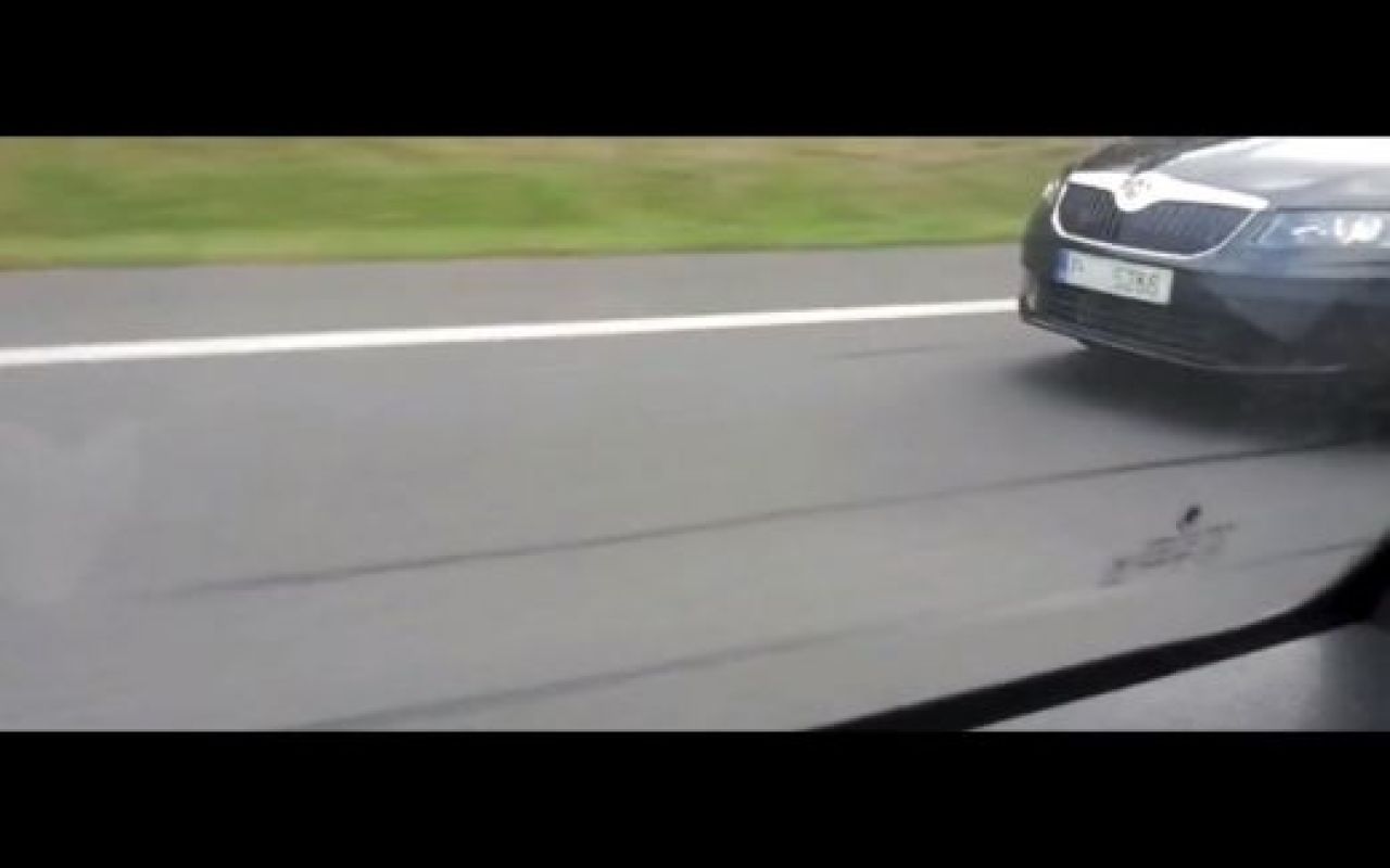 VIDEO Mai usoara, mai rapida si mai sportiva! Noua Skoda Octavia a fost filmata pe sosea! VEZI AICI cum arata:_1