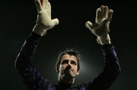 Nici Barca nu castiga in STILUL asta! Ne-a motivat cu CASETA, e genial ce a facut, ii multumim mult! :) Omul care e mai tare decat Guardiola face minuni: