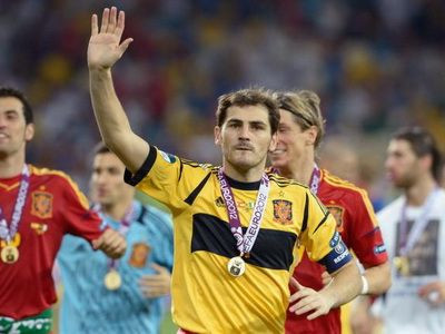 Transfer EXPLOZIV pregatit de Mourinho: FURA un super portar de 20.000.000 de sub nasul lui Alex Ferguson! Mutarea care il poate pensiona pe Casillas: