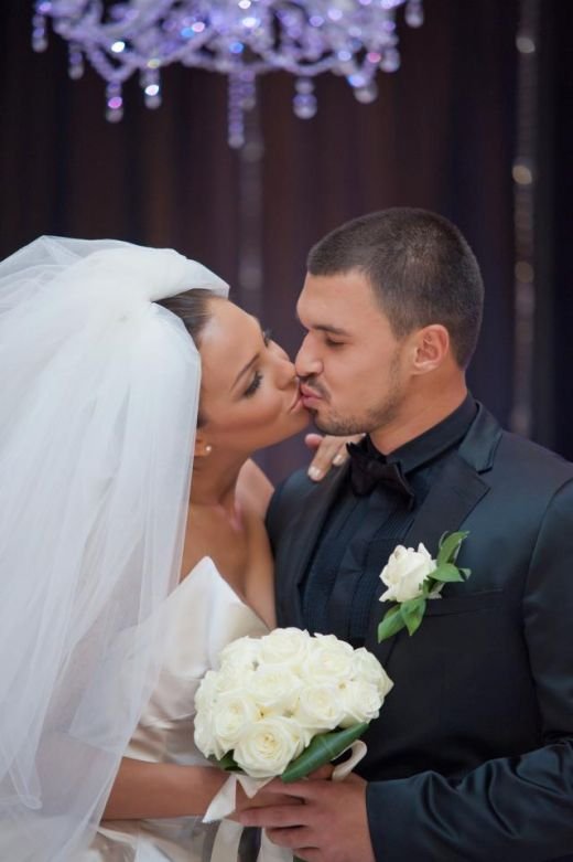 Doi milionari erau sa moara din cauza ei! Femeia mafiei s-a casatorit cu un fotbalist TERMINAT! Interlopii au vrut sa-i LICHIDEZE toti iubitii_7