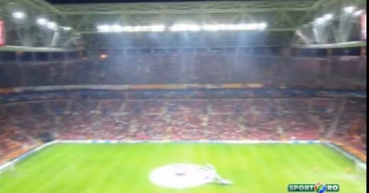 Atmosfera de pe Ali Sami Yen iti va face pielea de gaina! Turcii au spart bariera sunetului :) Nu se mai auzeau nici tunetele! VIDEO EXCLUSIV