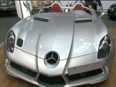 FABULOS! Tiriac si-a luat cea mai tare masina de pe PLANETA: E doar o jucarie! Bolidul la care Messi si Ronaldo doar VISEAZA: