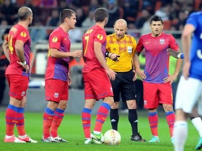 Primele probleme pentru stelisti: cei mai buni oameni din Europa LIPSESC diseara! Reghe, fortat sa joace cu cel mai huiduit jucator din Ghencea: 4 TITULARI ies cu Bistrita!
