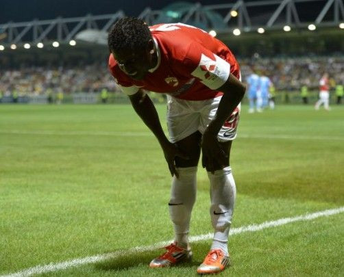 GAFA URIASA! Nu l-a crezut nimeni ca e accidentat! Ii place sa joace teatru, zici ca e din cristal! Jucatorul pe care nu-l place nimeni din echipa sa: