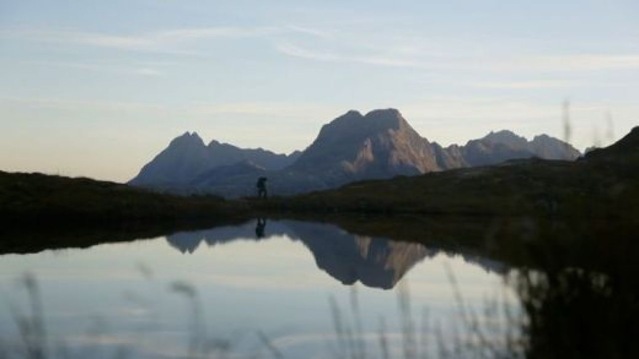 Bear Grills nu a avut curaj sa faca asta! Doi norvegieni au stat 9 luni la Polul Nord! Cum au supravietuit: FOTO_1