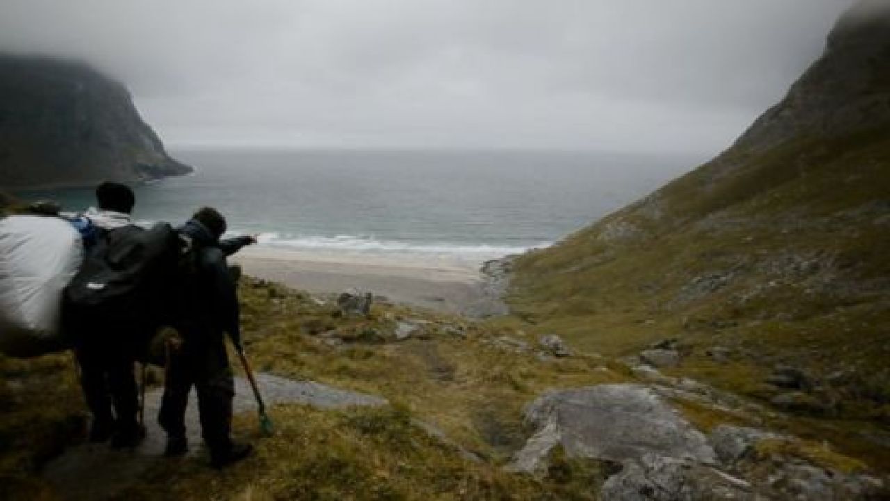 Bear Grills nu a avut curaj sa faca asta! Doi norvegieni au stat 9 luni la Polul Nord! Cum au supravietuit: FOTO_2