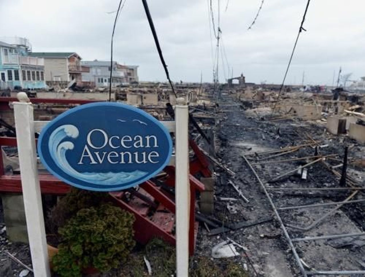 FOTO CUTREMURATOR! Aici erau 111 case! Imaginea DISPERATA a americanilor dupa uraganul Sandy! Cum arata New York:_11