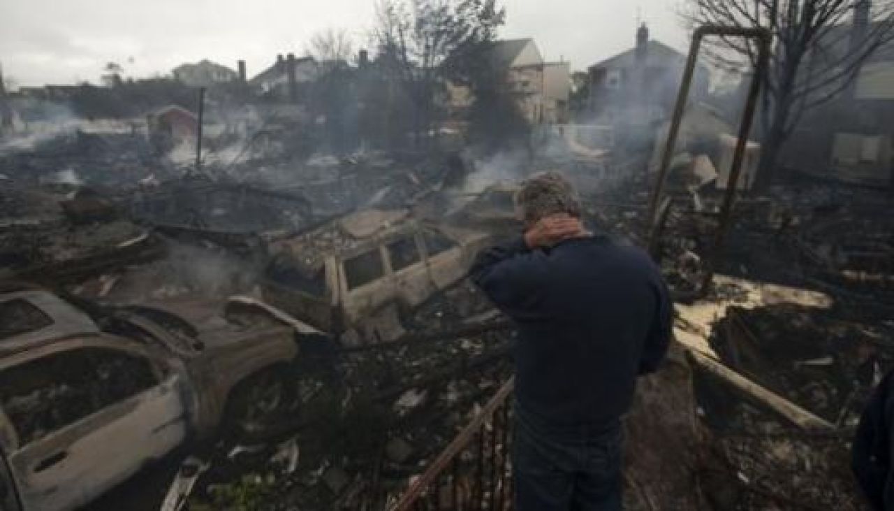 FOTO CUTREMURATOR! Aici erau 111 case! Imaginea DISPERATA a americanilor dupa uraganul Sandy! Cum arata New York:_12