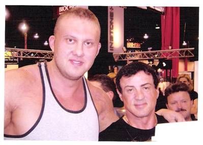 De la Stallone si Jim Carey la ringul Local Kombat! Vezi cum se pregateste ROMANUL GIGANT de 2.11m pentru debutul in Romania:_3