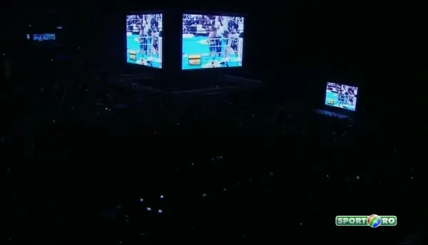 VIDEO FENOMENAL! Bute a facut show la Montreal! Intrarea care a facut o arena sa se ridice in picioare pentru campionul Romaniei!