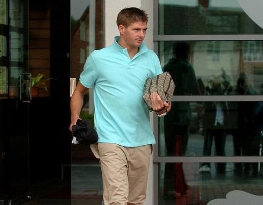 Una dintre ultimele LEGENDE ale fotbalului! Steven Gerrard intra astazi in istorie! Performanta fabuloasa a jucatorului RESPECTAT de o lume intreaga:_12