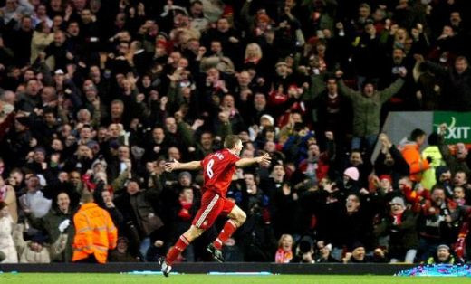 Una dintre ultimele LEGENDE ale fotbalului! Steven Gerrard intra astazi in istorie! Performanta fabuloasa a jucatorului RESPECTAT de o lume intreaga:_33