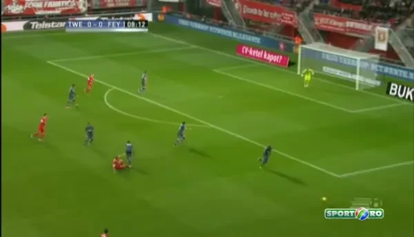 Visul pentru titlu in Olanda! Twente 3 - 0 Feyenoord! Fosta adversara a Stelei e pe primul loc in Olanda!