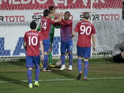 Victoria din derby face prima victima tot la Steaua! De la avem urgenta nevoie de el la n-are unde sa joace in doar o saptamana! Noua schema din atacul lui Reghe: