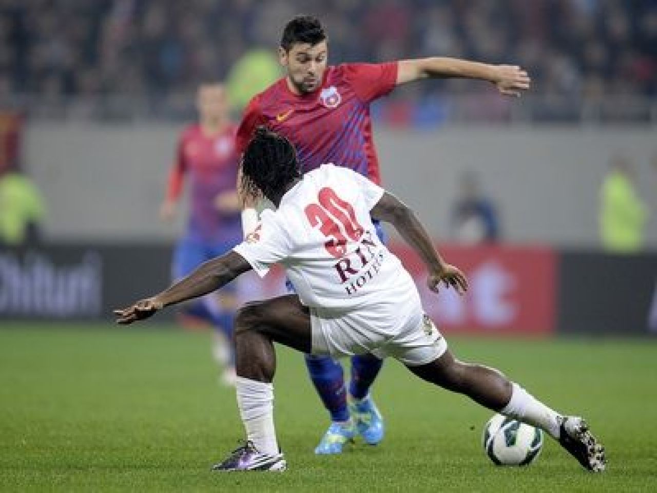 Derbyul cu Dinamo trimite un stelist la o echipa puternica din Europa! 85% dintre fanii Stelei l-au votat ca urmatorul TRANSFER BOMBA:_3
