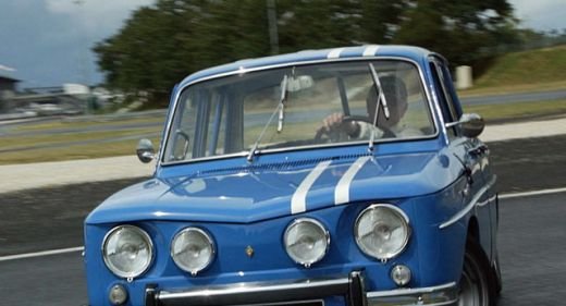 N-o sa-ti vina sa crezi! Dacia ASTA a participat in F1 si Le Mans! Renault o scoate acum de la NAFTALINA! Vezi cum arata! SUPER FOTO:_8