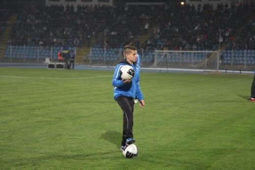 Asta e transferul DIAMANT la care viseaza 10 mil de stelisti! Hagi ia numarul 10 si DISTRUGE TOT in Romania! Cel mai asteptat jucator la Steaua_2