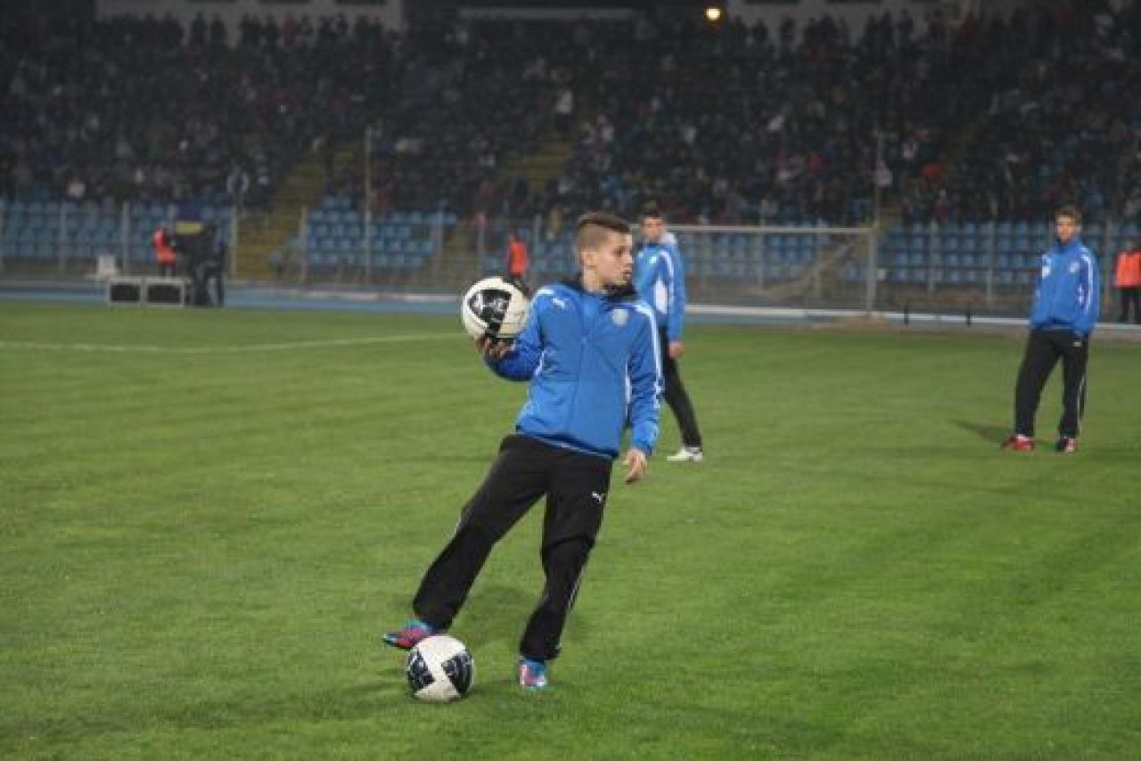 Asta e transferul DIAMANT la care viseaza 10 mil de stelisti! Hagi ia numarul 10 si DISTRUGE TOT in Romania! Cel mai asteptat jucator la Steaua_5