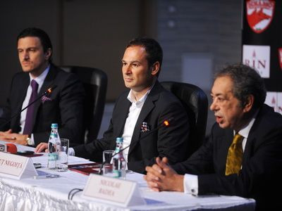 Sedinta pentru schimbarea antrenorului s-a incheiat dupa 4 ore! Suporterii primiti la discutii au venit o propunere surprinzatoare pentru inlocuirea lui Bonetti!