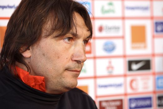 Actionarii decid AZI soarta lui Bonetti: