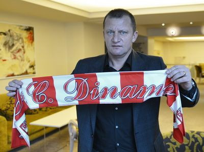 Dorinel Munteanu a tinut primul antrenament la Dinamo! 30 de ULTRASI dinamovisti au venit sa asiste la sedinta de pregatire!