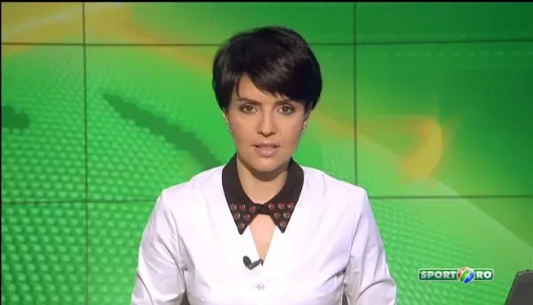 ULUITOR! Petarda care a oprit meciul lui Petrescu din Rusia a fost aruncata de o FEMEIE! Cum a introdus-o pe stadion: