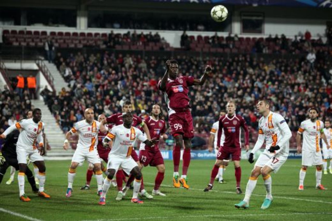 CFR e in PRIMAVARA Europeana! CFR 3 - 1 Braga! Meci genial la Cluj: un hat-trick, doua bare si o eliminare! Rui Pedro e EROU! _1