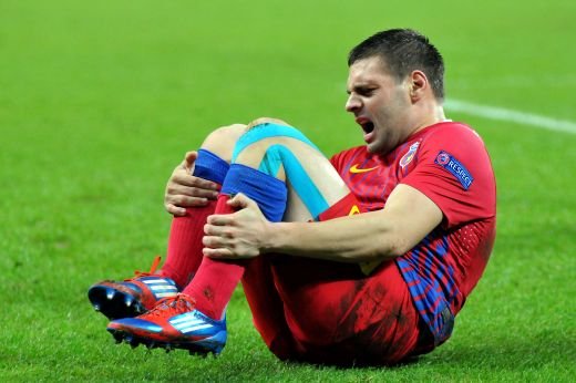 Milioane de stelisti aud asta AZI! Toate bancurile dupa Steaua 1-5 Stuttgart! Care e adevaratul sistem folosit de Reghe cu Stuttgart :)