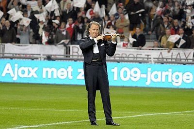 Duminica - 4 ore de fotbal-spectacol! Ajax si PSV joaca la Sport.ro! Vezi magie pe portativ la meciurile lui Ajax: VIDEO&nbsp;