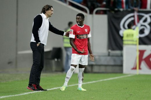 O vedeta e OUT de la Dinamo! Dorinel se apuca sa faca lista NEAGRA! Singurul jucator care il domina pe Bonetti nu mai are viata cu Munteanu