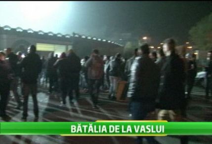 VIDEO: 3 suporteri ai Vasluiului, la spital dupa bataile dinaintea meciului cu Iasi: Ne-au batut de ne-au rupt! De la ce a pornit scandalul: