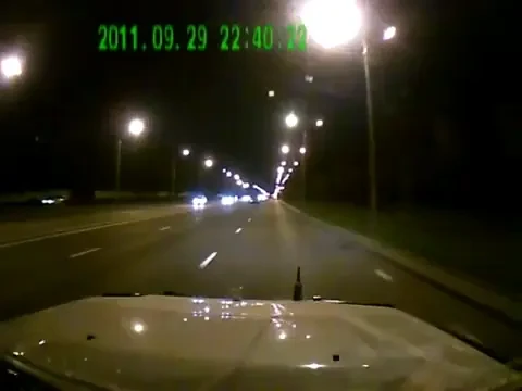 VIDEO A fost la un pas de TRAGEDIE, dar s-a salvat cu o manevra GENIALA! Faza&nbsp;incredibila&nbsp;in Rusia: