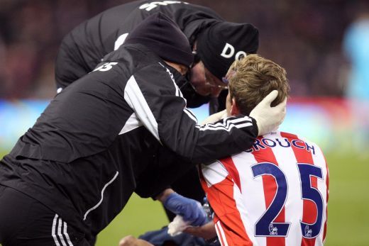 Peter Crouch si-a TUNAT zambetul! A pierdut doi dinti dupa un contact de K1: