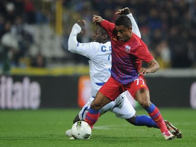 TRADARE la Steaua? Tatu negociaza cu 3 echipe din fruntea clasamentului! Conflictul care il poate duce in curtea unei rivale: