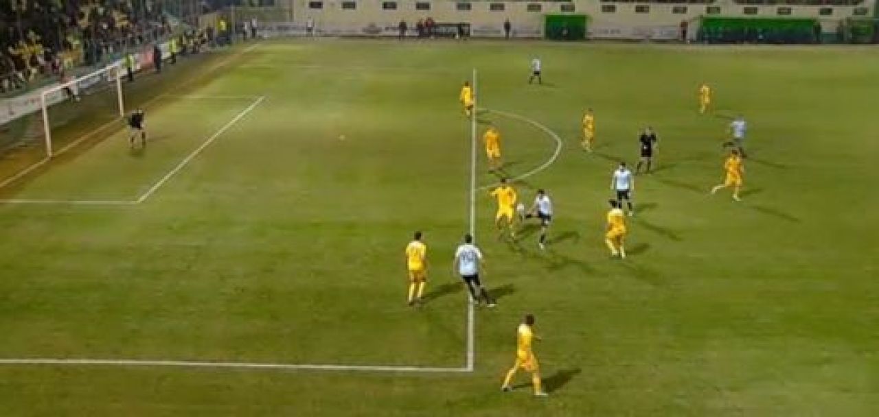 Rusescu a dat GOLUL CAMPIONATULUI! Faza INCREDIBILA furata de la Neymar! A driblat de 3 ori fara ca mingea sa atinga pamantul!_3
