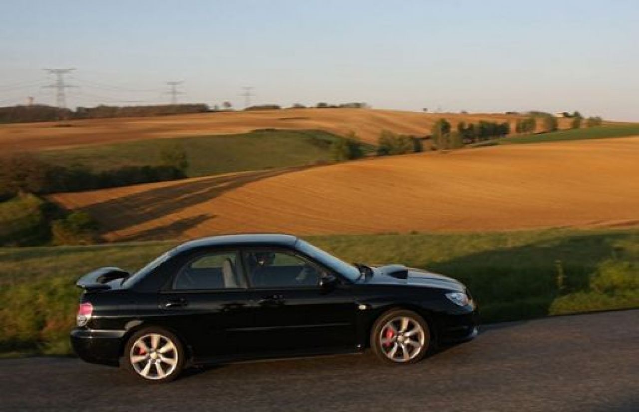 FOTO Esti sigur ca masina ta e potrivita pentru TUNING? Top 20: cele mai bune modele pentru modificat! Cu ele dai lovitura!_15
