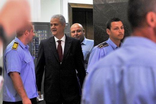 Data la care Adrian Nastase iese din inchisoare