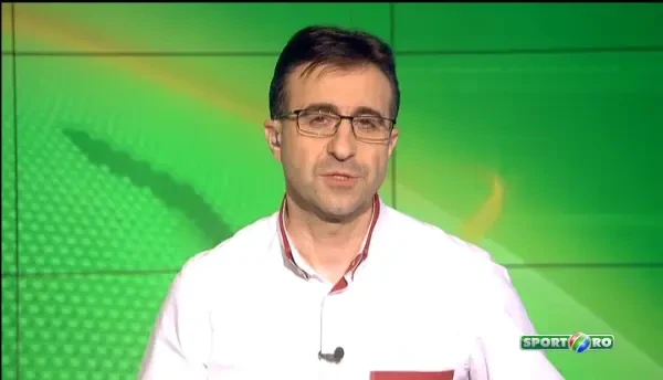 Hagi: "Cu banii de la colindat imi luam ghete de fotbal!" Hagi si-a povestit copilaria la radiolul lui Mos Craciun :)