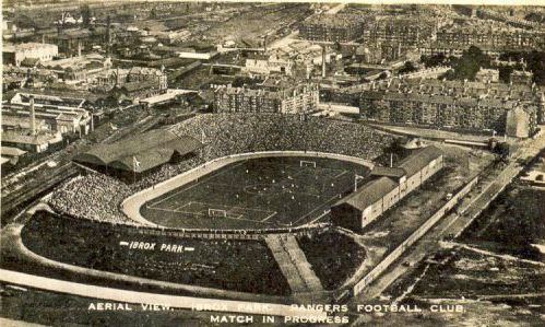 A fost gasit vinovat pentru moartea a 26 de oameni, dar a fost IERTAT! I-au dat apoi in maini vietile a zeci de milioane de fani! Povestea celui mai tare proiectant de stadioane din Anglia!_4