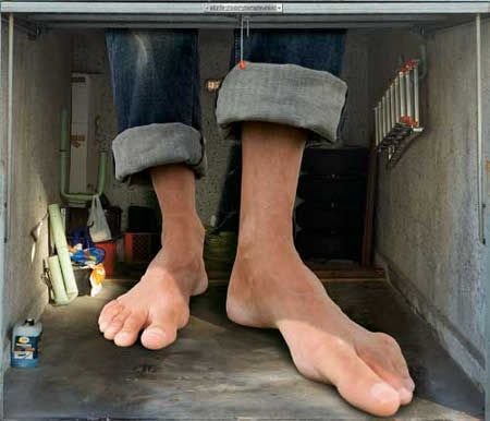 FOTO SENZATIONAL! N-ai fi crezut niciodata ca poti sa-ti parchezi masina aici! Super iluzii optice!_16