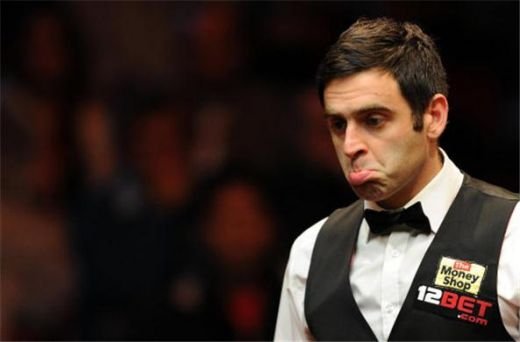 Omul RACHETA, geniul care traieste de mic in depresie! Viata lui a insemnat alcool, droguri si snooker! Parintii INFRACTORI l-au sustinut din puscarie:_4