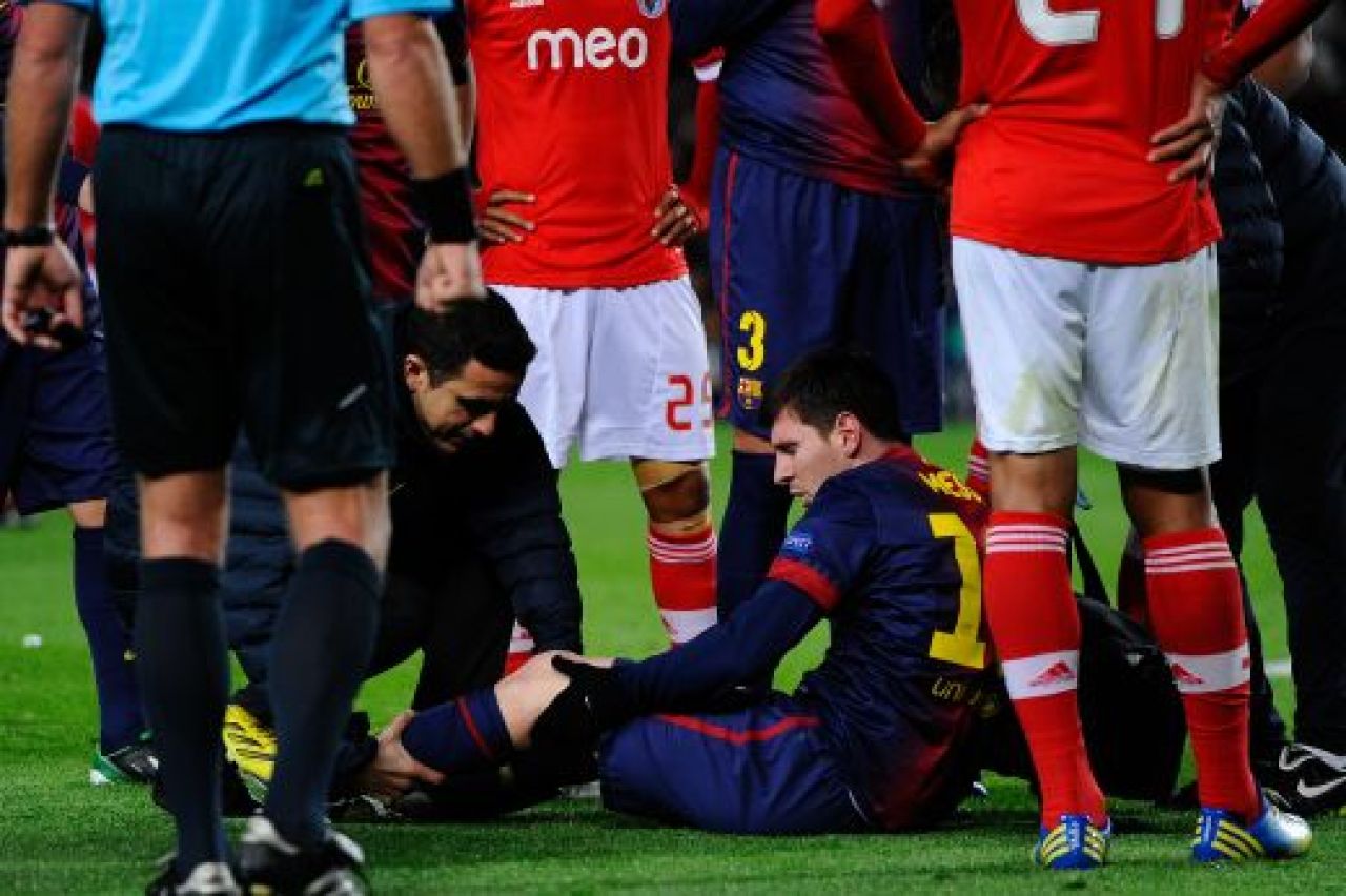 Un roman a retrait DRAMA CARIEREI alaturi de Messi! Tot stadionul a inghetat cand l-au urcat pe targa! Ce verdict i-au dat doctorii: FOTO_4