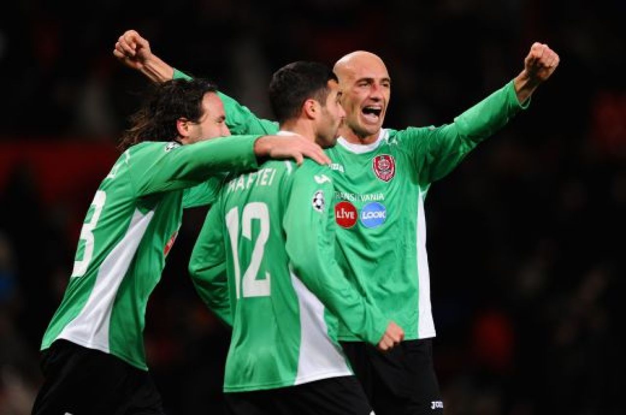 Meci de vis, final de cosmar! CFR a ratat calificarea in optimi! Manchester United 0 - 1 CFR! Maestrul Terim a castigat la Braga si a spulberat visele clujenilor! SUPER GALERIE FOTO_21
