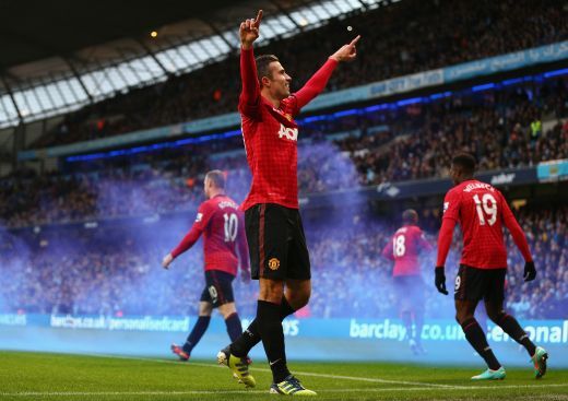 Incidente grave la derby-ul din Manchester! United a castigat in prelungiri, Ferdinand a fost lovit in figura! Un fan a intrat pe teren! Click AICI pentru VIDEO si FOTO:_4