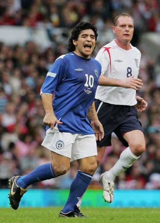 GENIAL ca Messi, probleme mai mari ca Maradona! Povestea cutremuratoare: 