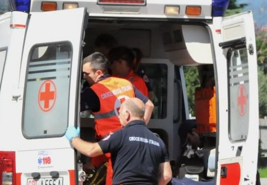 TRAGEDIE! Un fotbalist roman a MURIT dupa ce i s-a facut rau pe teren! Primele informatii din Italia: