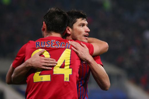 PIERDERE GREA pentru Steaua la meciul cu Ajax! Reghe nu poate conta pe omul care a bagat Ajax-ul in sperieti! Cu cine ar trebui inlocuit?